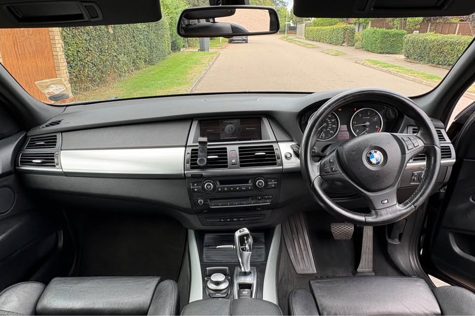 BMW X5 photo 16