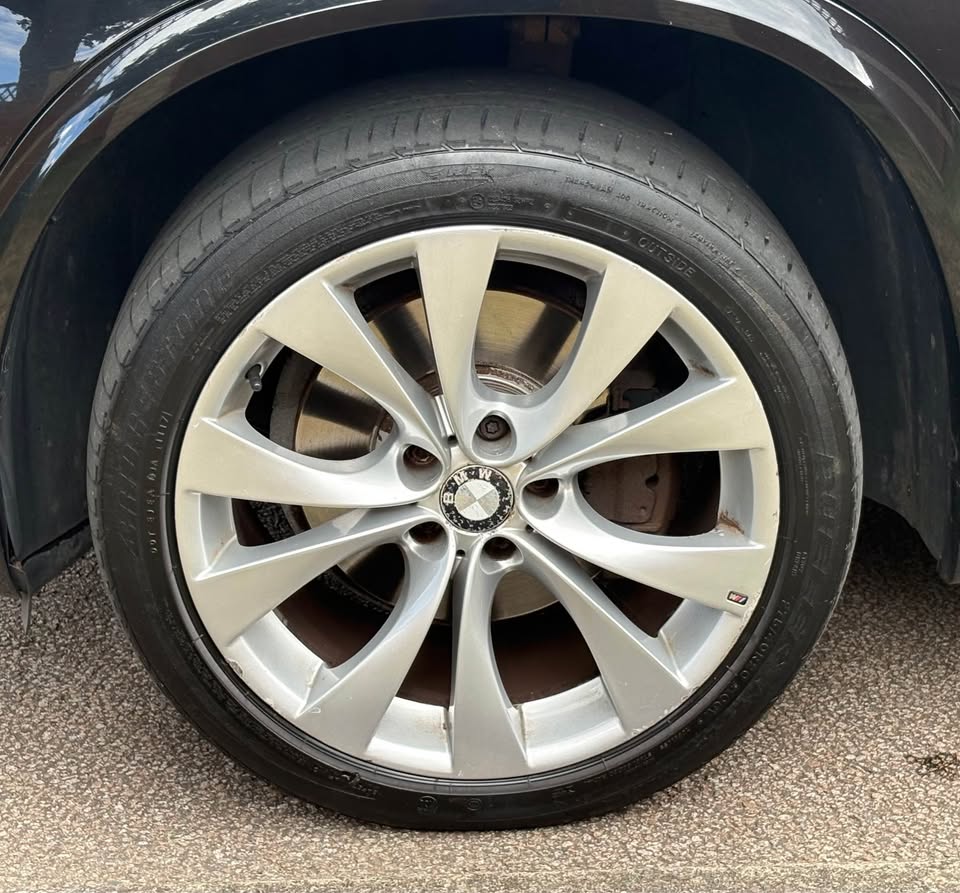 BMW X5 photo 11
