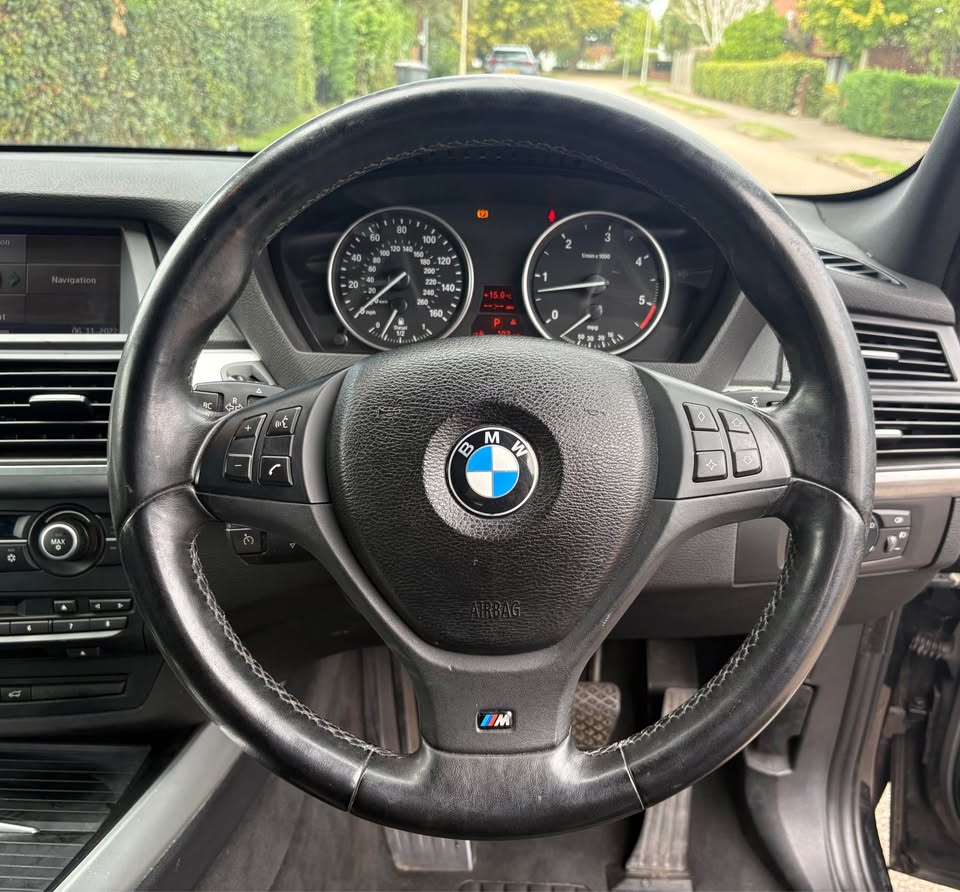 BMW X5 photo 20