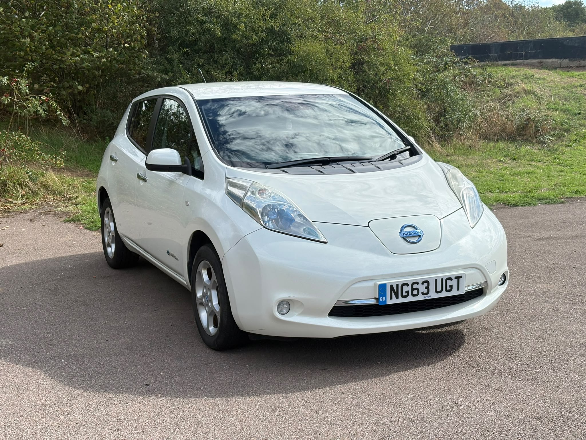 Nissan Leaf, NG63 UGT, exterior view