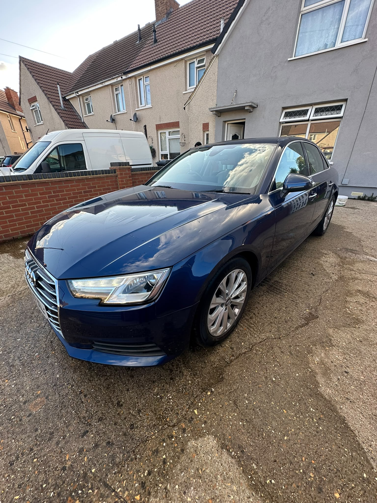 Audi A4 2.0 TDI S line, LA16 FXL, exterior view