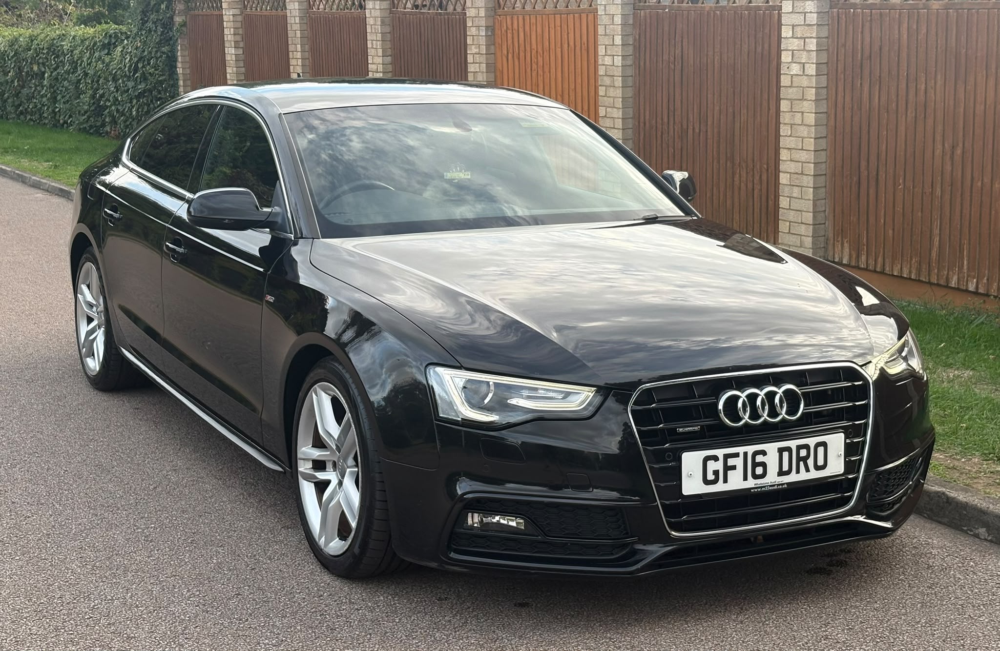 Audi A5 2.0 TDI Automatic, GF16 DRO, exterior view