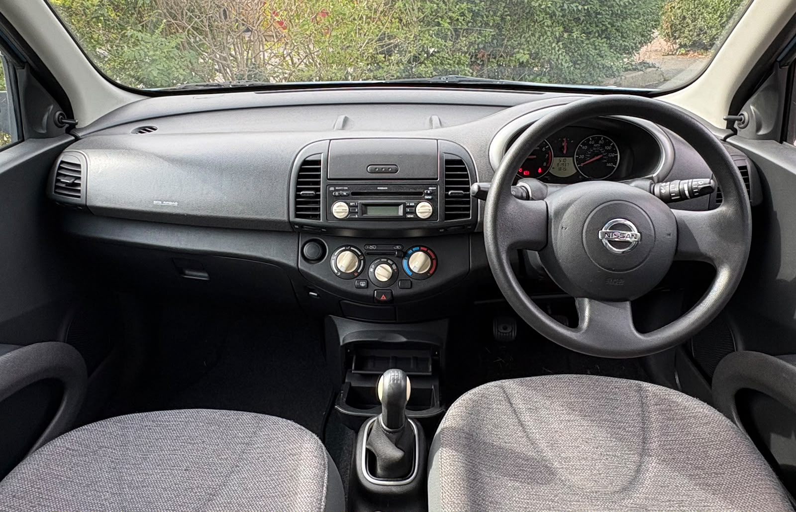 Nissan Micra 1.2 Petrol photo 6