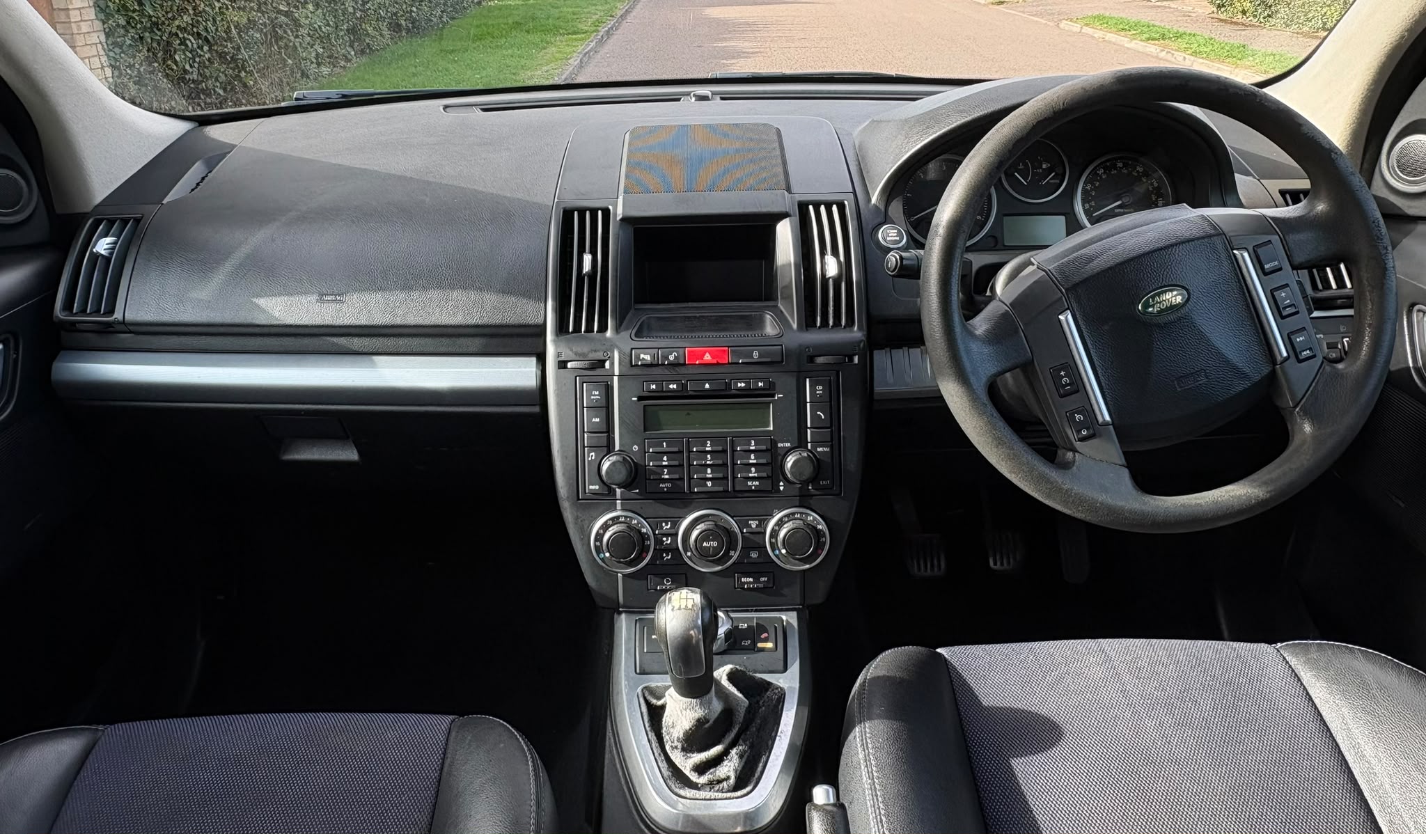Land Rover Freelander 2 2.2 Diesel photo 5