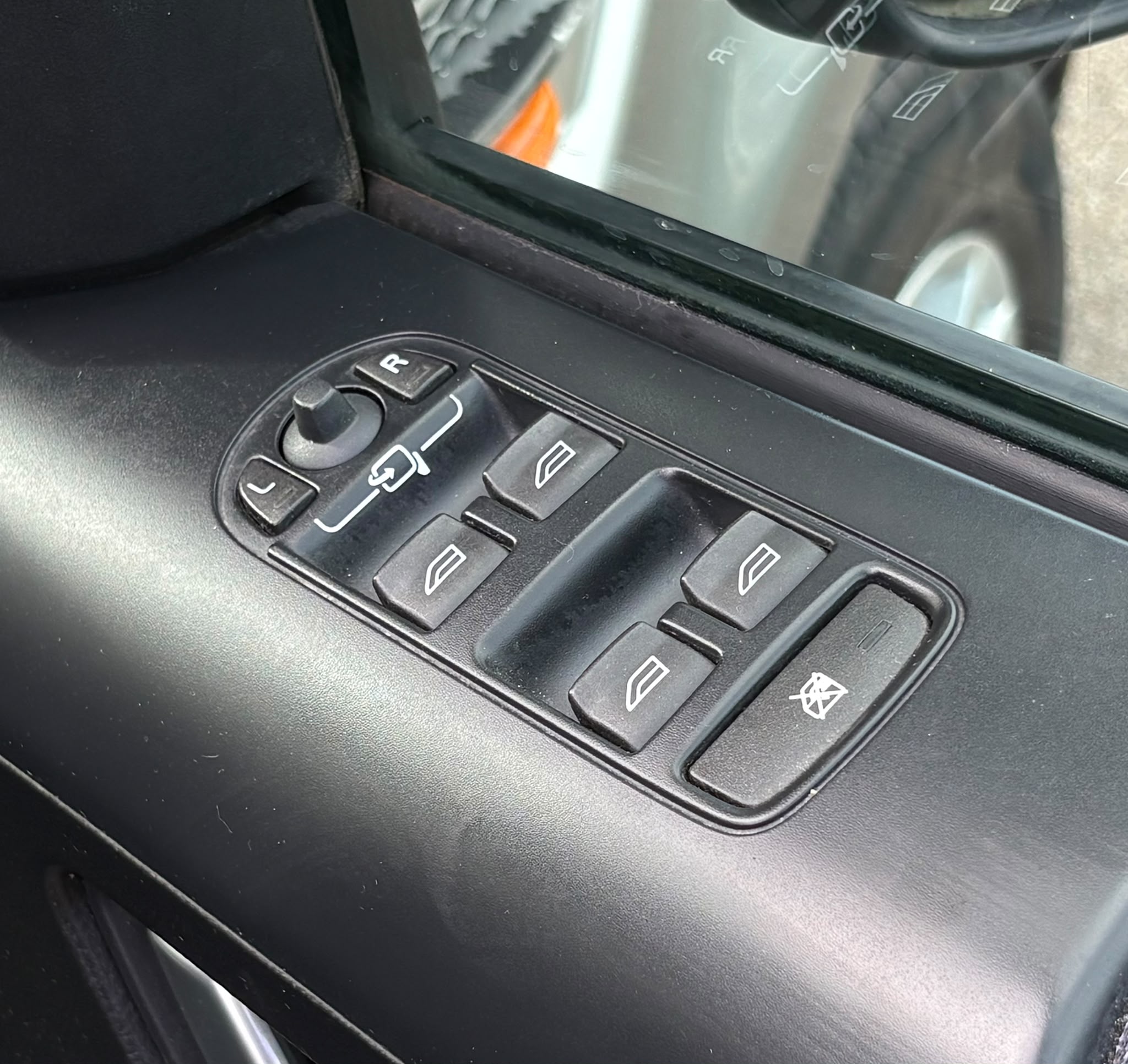 Land Rover Freelander 2 2.2 Diesel photo 16